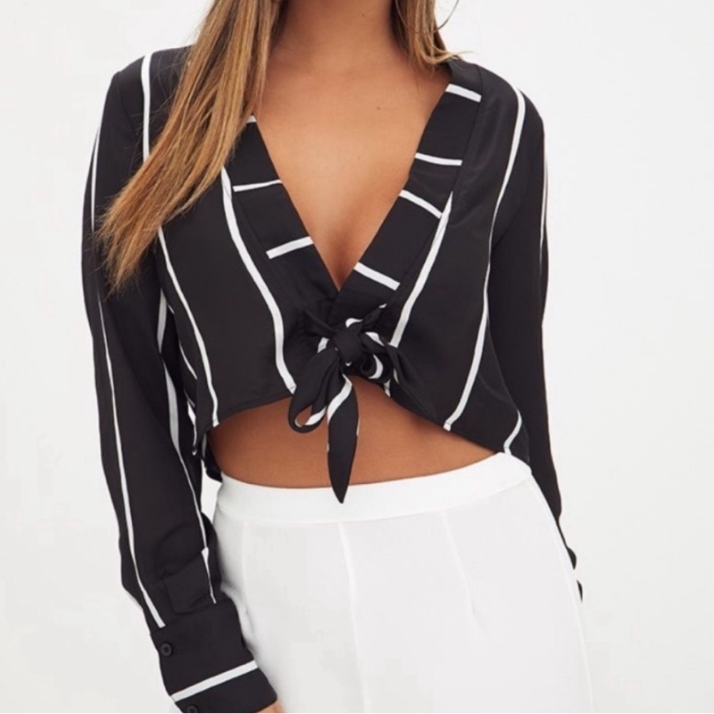 PrettyLittleThing Tie Front Striped Crop Top